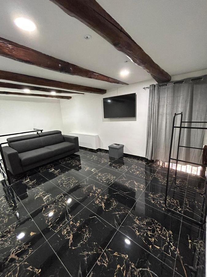 نابولي Giovanni Luxury Suites المظهر الخارجي الصورة