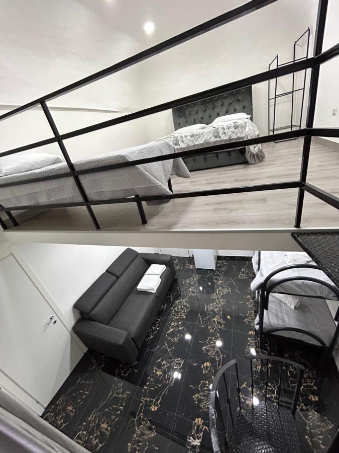 نابولي Giovanni Luxury Suites المظهر الخارجي الصورة