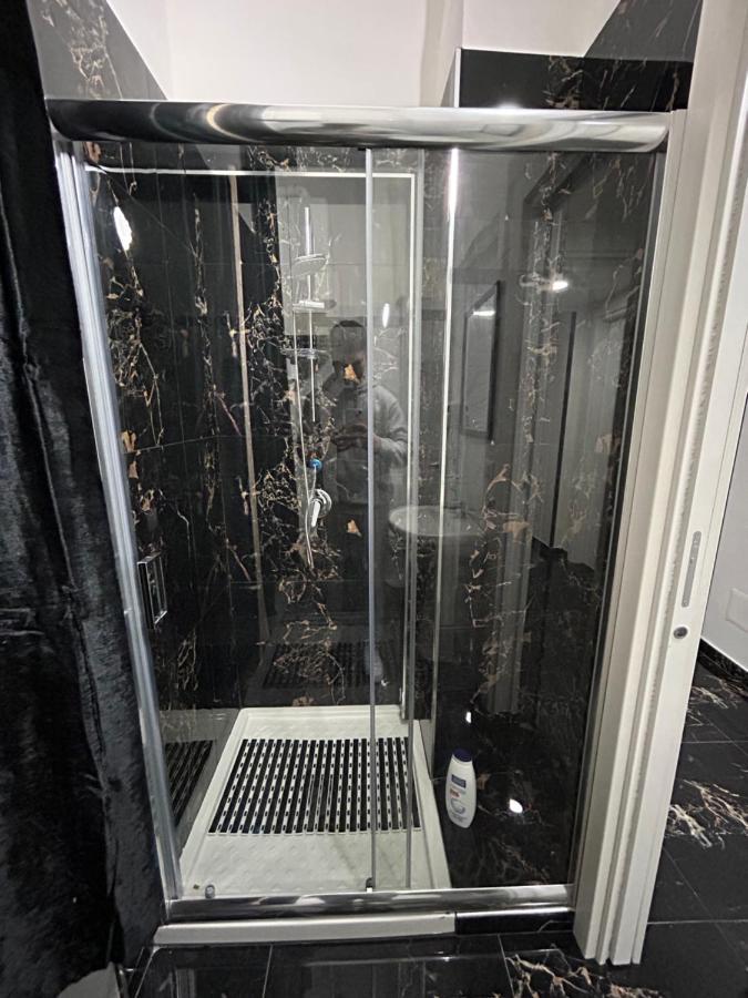 نابولي Giovanni Luxury Suites المظهر الخارجي الصورة